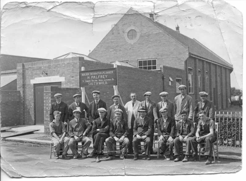 H Palfrey and team  in 1934