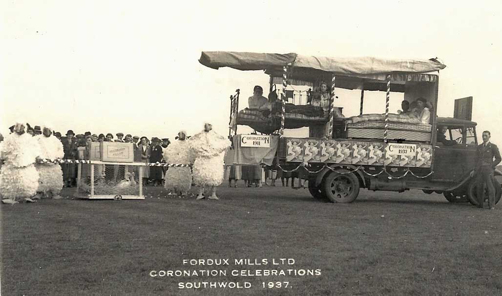 Fordux Carnival float - Coronation 1937