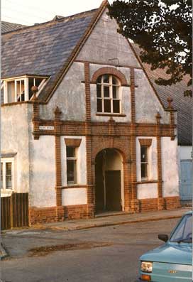 The entrance of the former cinema in 1981